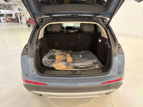 New 2026 Lincoln Corsair Premiere image 28