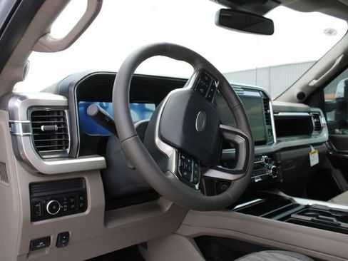 New 2026 Ford F250 Platinum w/ Platinum Plus Package AWD/4WD image 2