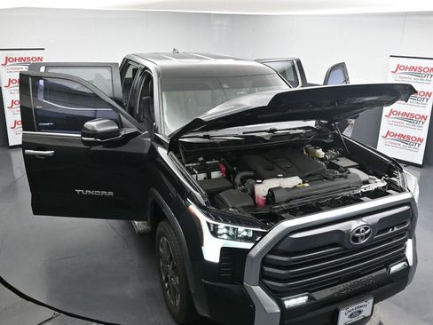 Used 2023 Toyota Tundra Limited AWD/4WD image 44