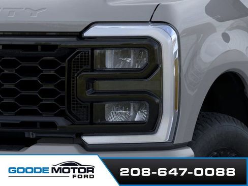 New 2026 Ford F350 Lariat w/ Black Appearance Package image 18