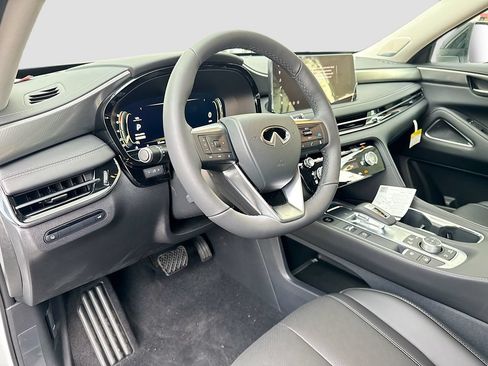 Certified 2026 INFINITI QX60 Luxe w/ Cargo Package FWD image 10