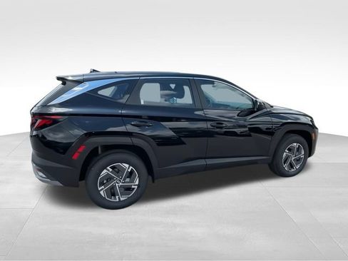 New 2026 Hyundai Tucson Blue SE AWD/4WD image 9