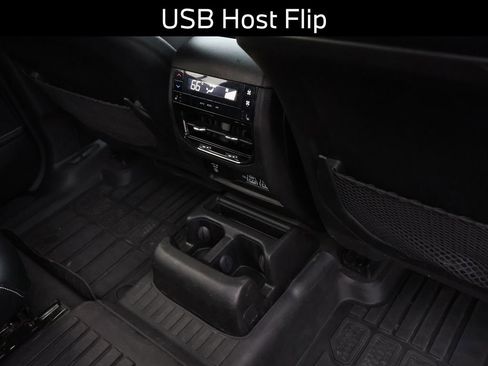 Used 2021 Jeep Grand Cherokee L Limited AWD/4WD image 17