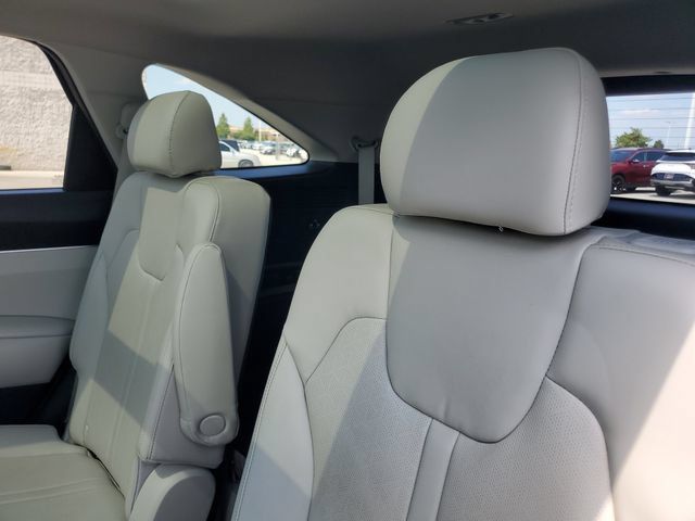 Used 2022 Kia Sorento EX w/ Panoramic Sunroof Package FWD image 13