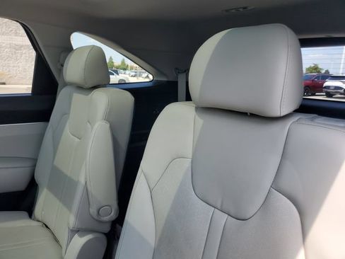 Used 2022 Kia Sorento EX w/ Panoramic Sunroof Package FWD image 13