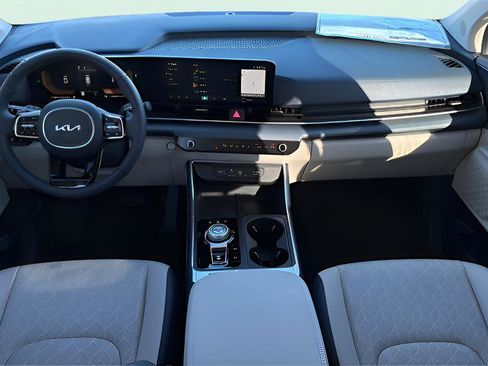 New 2026 Kia Carnival EX image 24