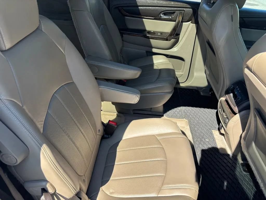 Used 2016 GMC Acadia Denali AWD/4WD image 19