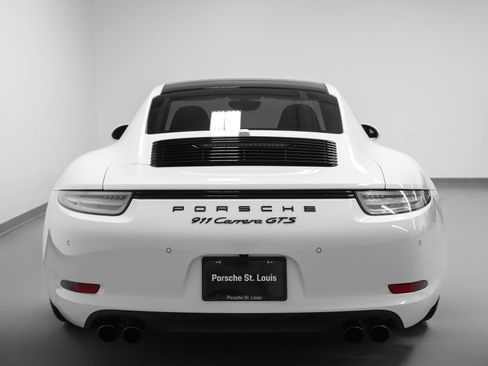 Certified 2016 Porsche 911 Carrera GTS RWD image 11