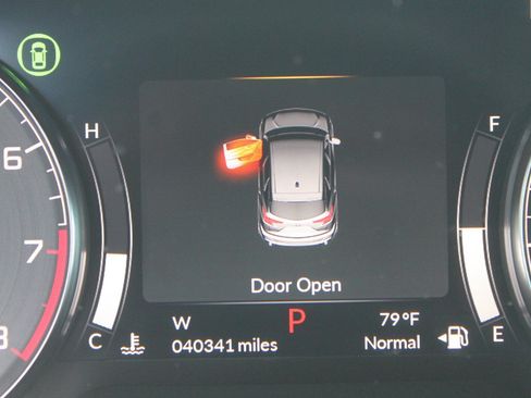 Used 2022 Acura RDX FWD w/ Technology Package image 9