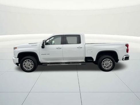 Used 2023 Chevrolet Silverado 2500 High Country w/ Z71 Off-Road Package image 2