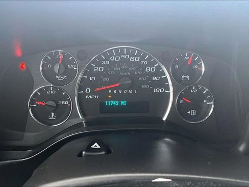 Used 2024 GMC Savana 2500 w/ Driver Convenience Package RWD image 20