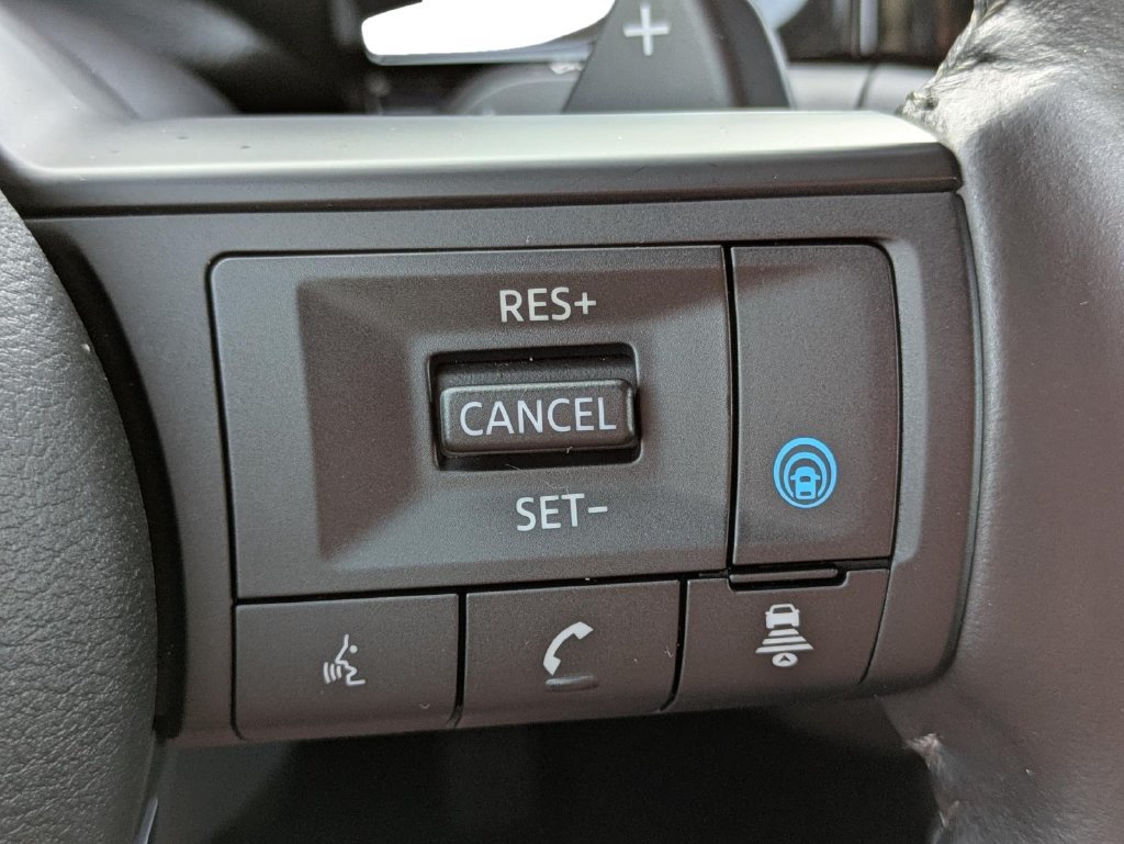 Used 2025 Nissan Pathfinder SV w/ Cargo Package FWD image 27