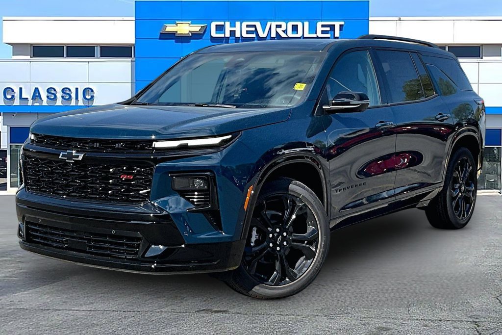 New 2027 Chevrolet Traverse RS FWD image 2