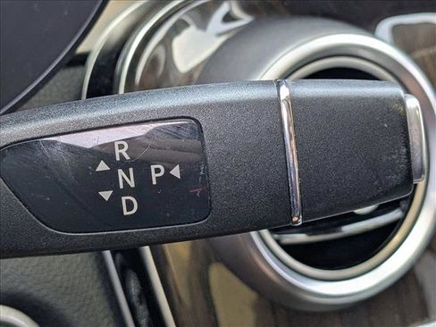 Used 2016 Mercedes-Benz GLC 300 image 10