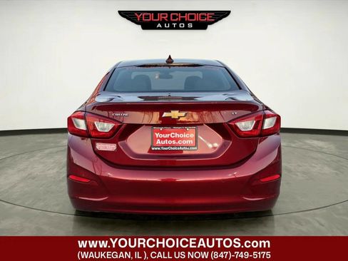 Used 2019 Chevrolet Cruze LT image 4
