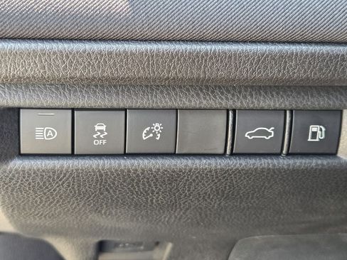 Used 2026 Toyota Camry LE w/ Convenience Package FWD image 25