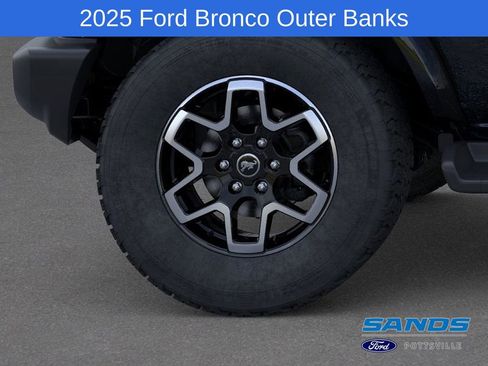 New 2025 Ford Bronco Outer Banks image 21