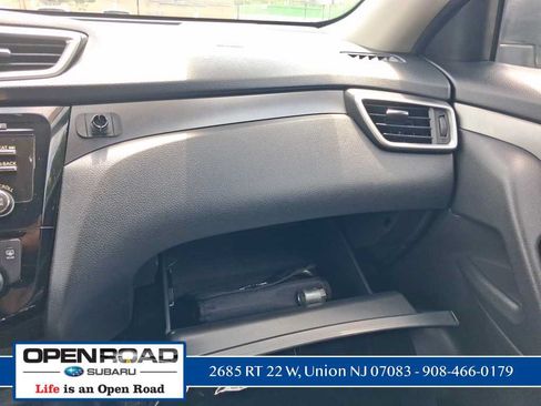 Used 2015 Nissan Rogue SV AWD/4WD image 55