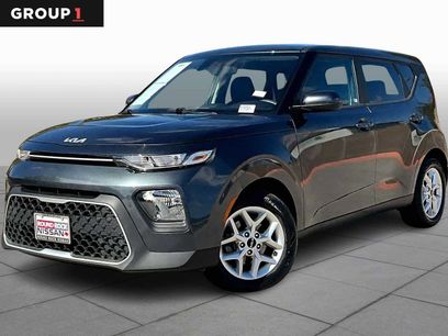 Used 2022 Kia Soul LX w/ Technology Package