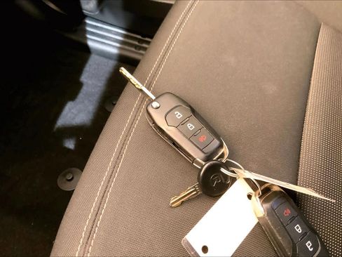 Used 2019 Ford Ranger XL w/ FX4 Off-Road Package image 14