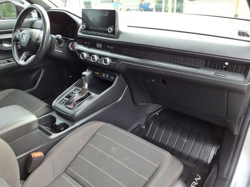 Used 2023 Honda CR-V Sport image 4