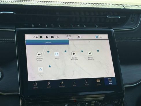 Used 2023 Jeep Grand Cherokee Overland w/ Luxury Tech Group IV image 15