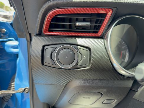 Used 2022 Ford Mustang Coupe RWD image 26