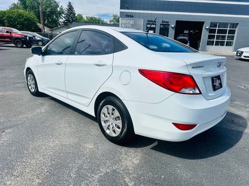 Used 2016 Hyundai Accent SE FWD image 5