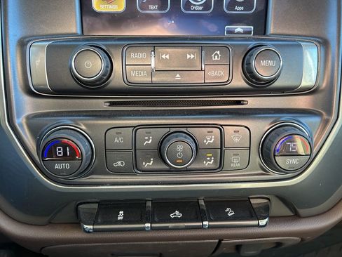 Used 2018 Chevrolet Silverado 1500 LT w/ All Star Edition image 25