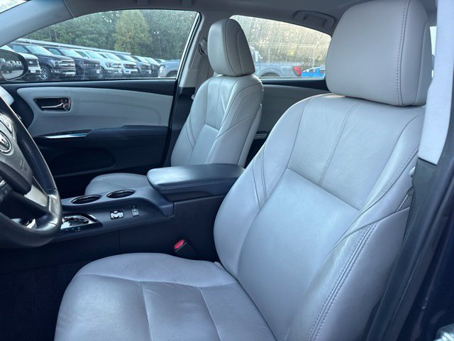 Used 2015 Toyota Avalon XLE Touring FWD image 9