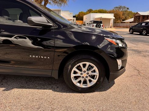 Used 2021 Chevrolet Equinox LS image 11