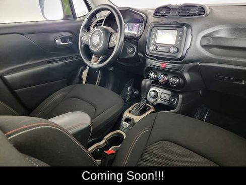 Used 2016 Jeep Renegade 75th Anniversary image 33