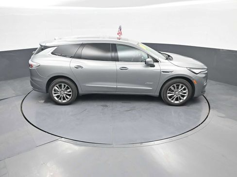 Used 2024 Buick Enclave Avenir AWD/4WD image 41