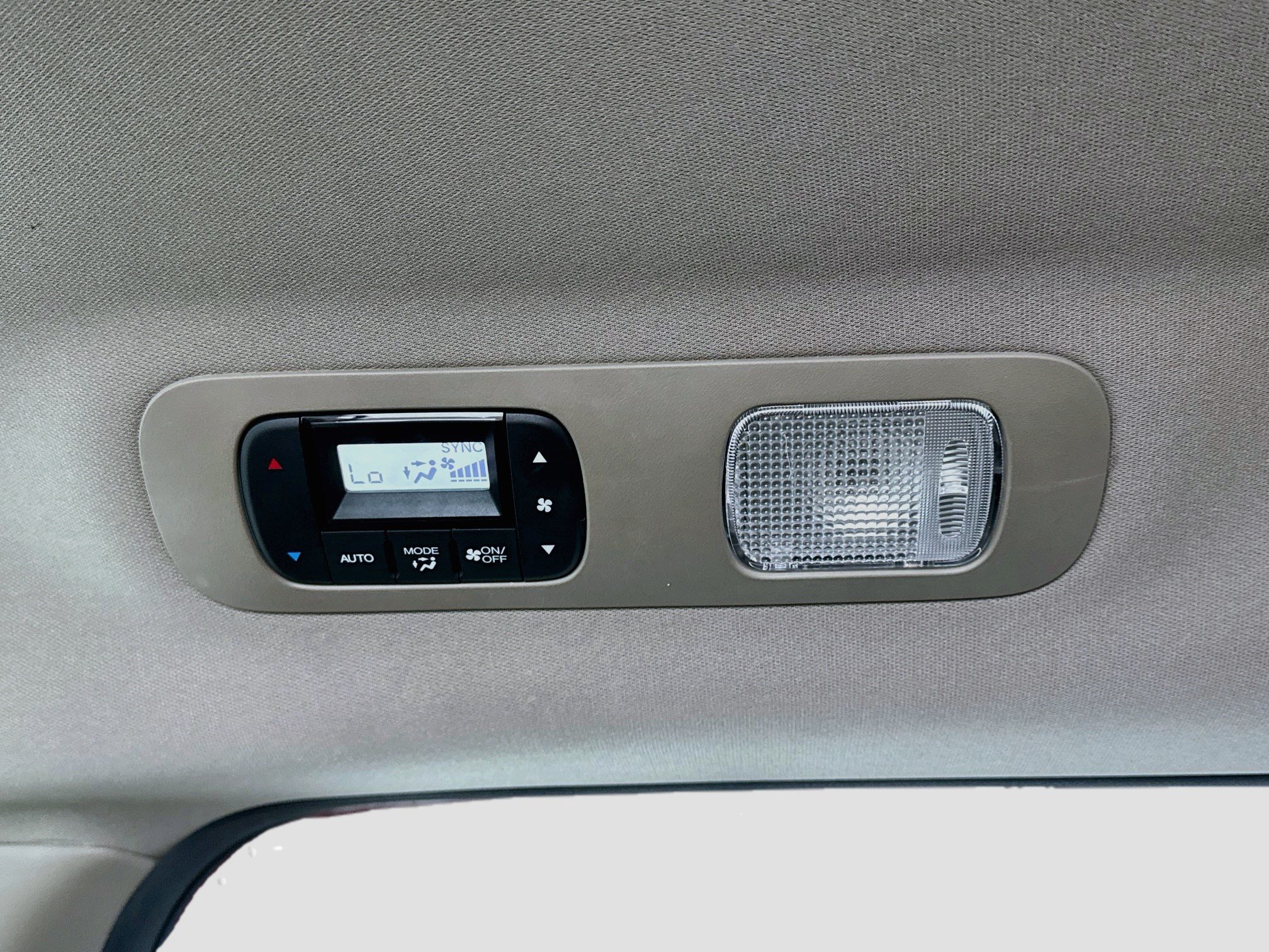 Used 2022 Honda Odyssey Touring image 18