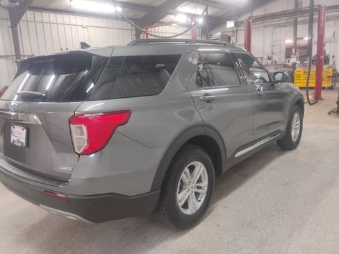 Used 2024 Ford Explorer XLT w/ Equipment Group 202A image 24