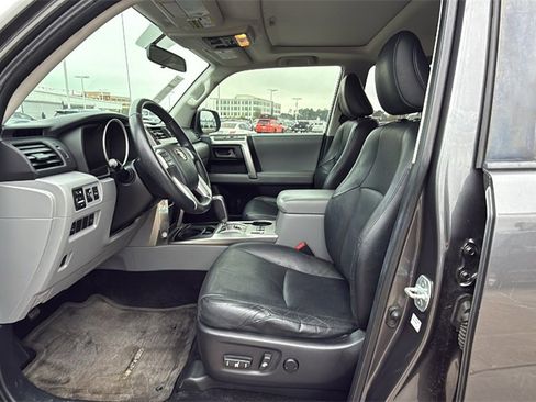 Used 2011 Toyota 4Runner SR5 image 13