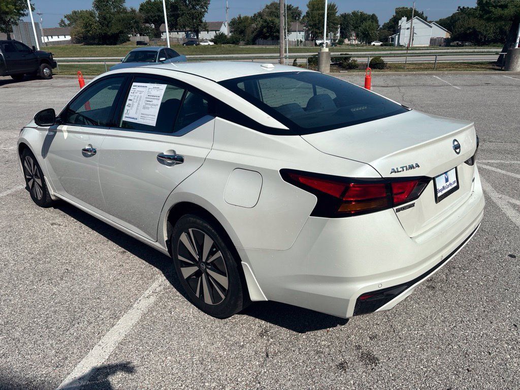 Used 2019 Nissan Altima 2.5 SV AWD/4WD image 6