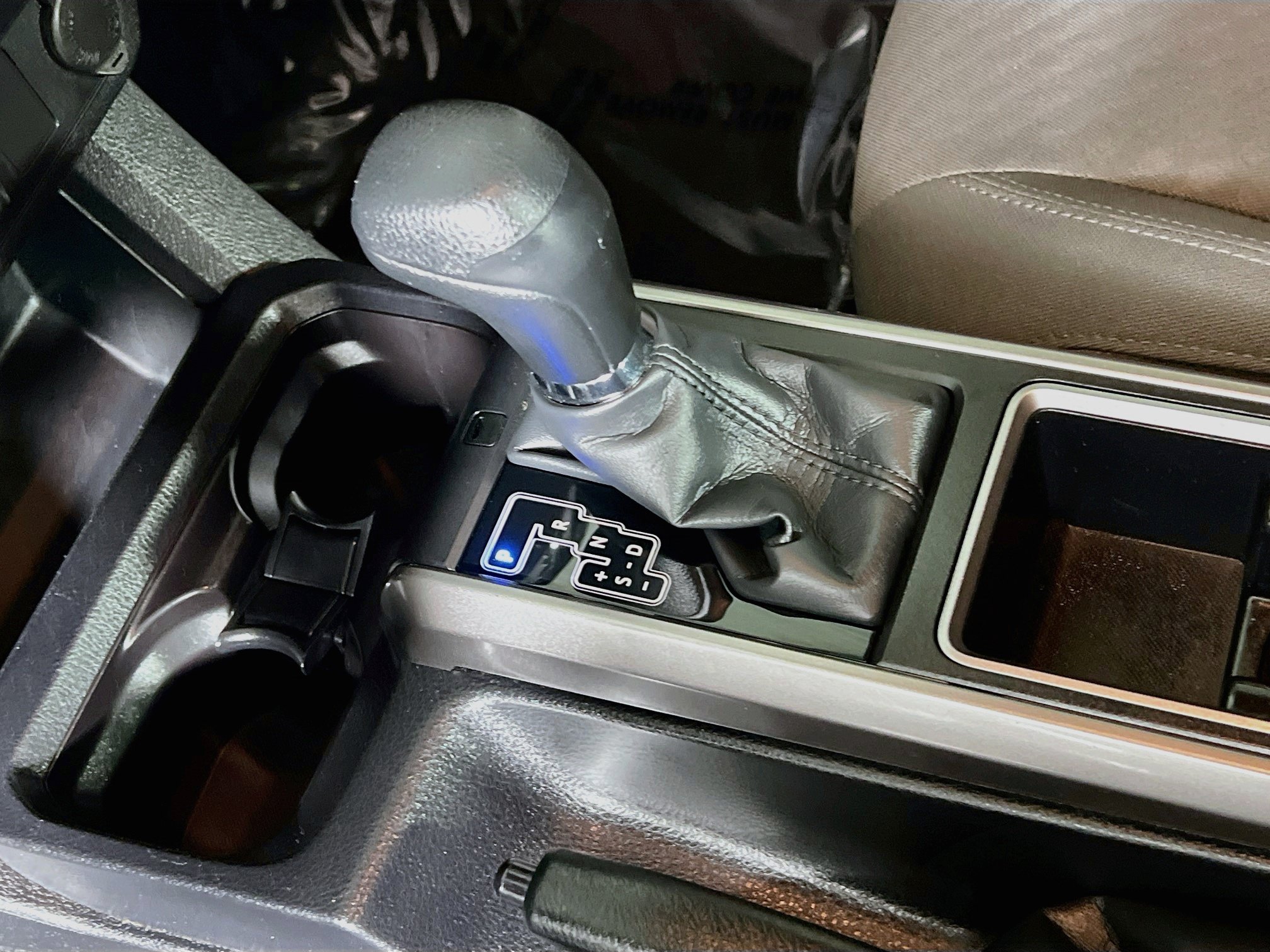 Used 2023 Toyota Tacoma SR5 w/ Technology Package RWD image 24