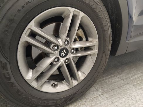 Used 2018 Hyundai Santa Fe Sport FWD image 31