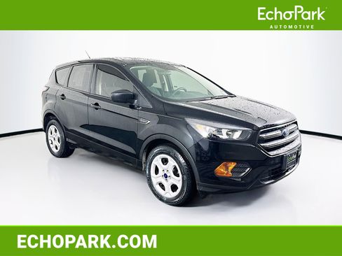 Used 2018 Ford Escape S FWD image 1