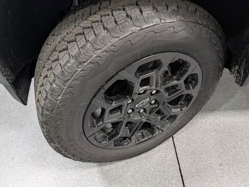 New 2026 Chevrolet Colorado Trail Boss AWD/4WD image 10
