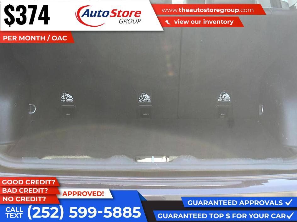 Used 2017 Jeep Compass Latitude w/ Cold Weather Group AWD/4WD image 10