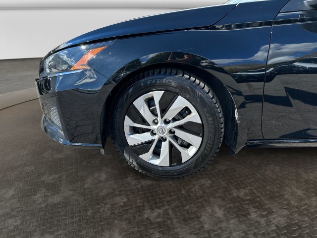 Certified 2024 Nissan Altima 2.5 S FWD image 11