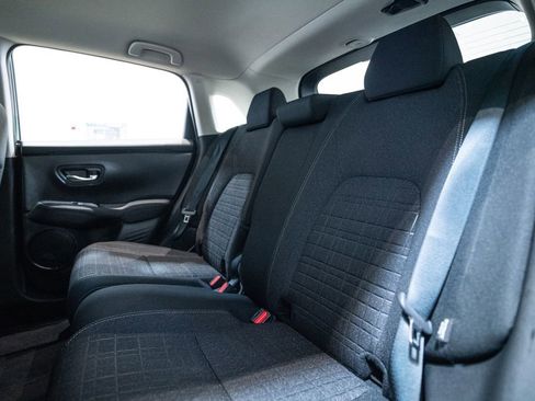 Used 2025 Honda HR-V LX image 33