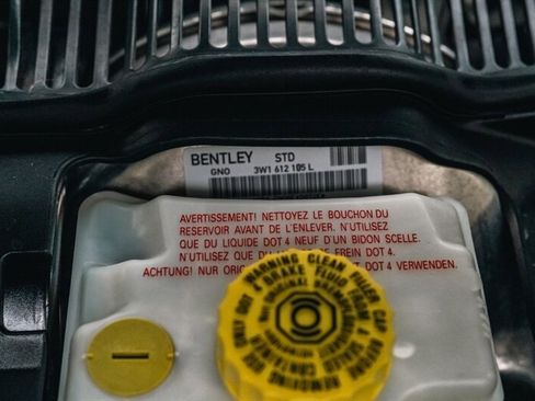 Used 2017 Bentley Continental GT image 37