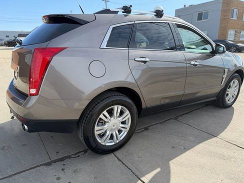 Used 2011 Cadillac SRX Luxury image 6