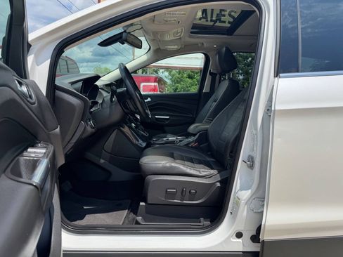 Used 2014 Ford Escape Titanium FWD image 12
