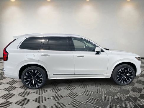 New 2026 Volvo XC90 T8 Ultra w/ Protection Package Premier image 2