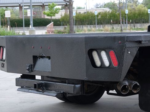 Used 2019 Ford F550 4x4 Crew Cab Super Duty w/ Power Equipment Group image 22