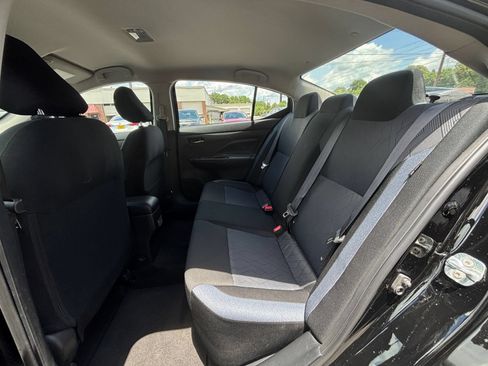 Used 2025 Nissan Versa SV FWD image 25